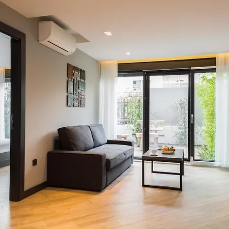 Z-suites Aparthotel